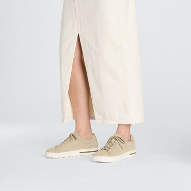 Bend Low Suede Leather Sandcastle Medium/Narrow